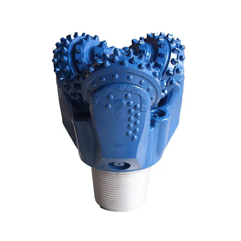 6 3/4 ((171.4 mm) Forage à base de roche dure avec coupeuse à cône rotatif