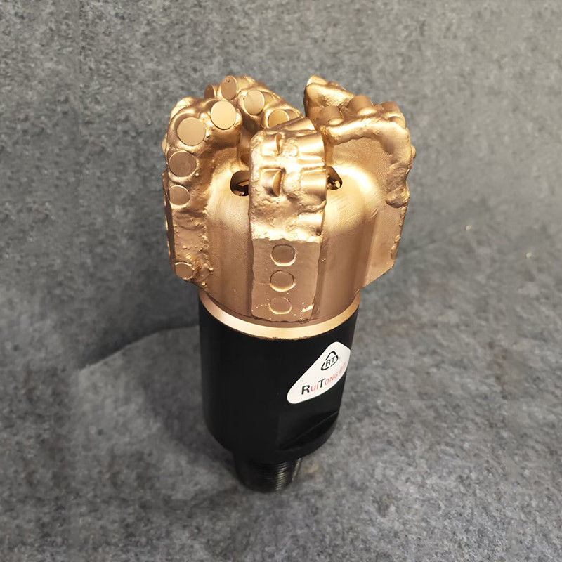 8 3/8 (212.7 mm) Forage PDC pour l'exploitation minière de l'énergie