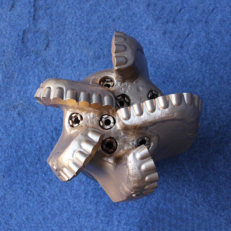 7 1/2 (190,5 mm) 4 1/2API Connexion PDC Forage déchaîneur Efficacité de forage