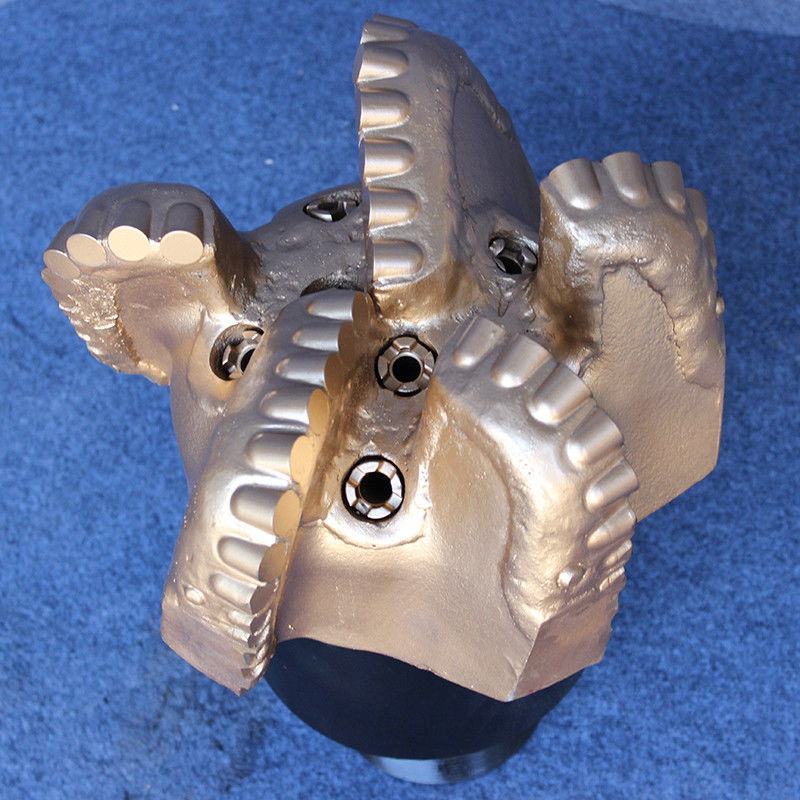 7 1/2 (190,5 mm) 4 1/2API Connexion PDC Forage déchaîneur Efficacité de forage