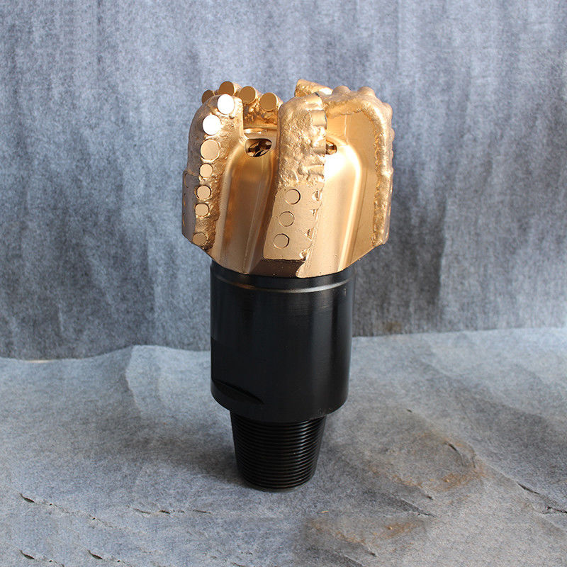13 1/8 (333,4 mm) Forage recouvert de diamant personnalisé pour une précision et une efficacité de coupe