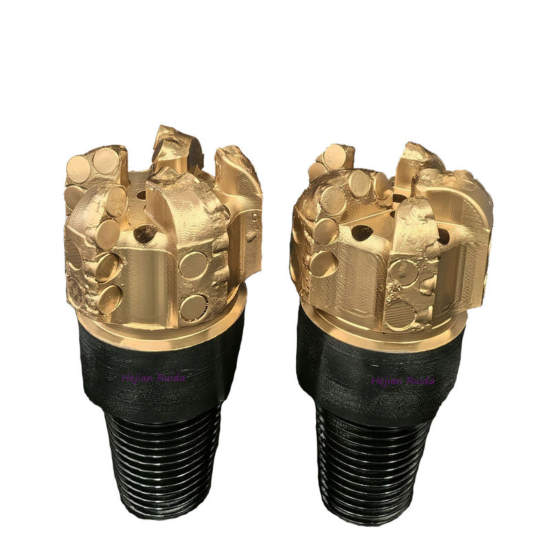 Forets PDC personnalisables à haute performance pour puits d'eau avec corps en acier pour un forage efficace