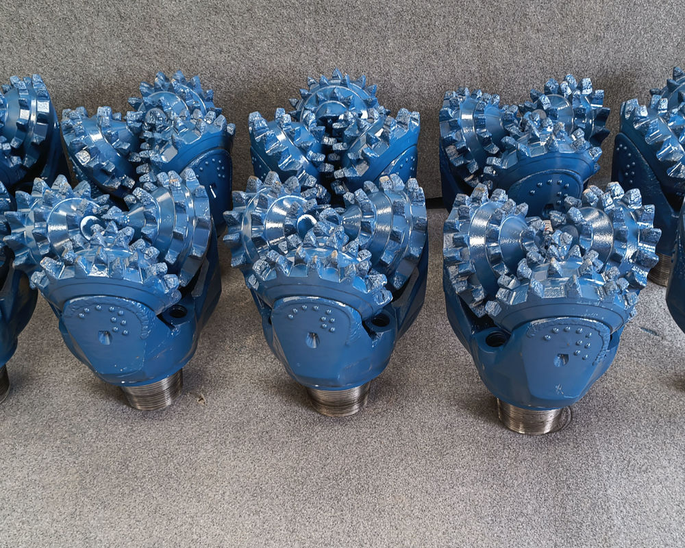 15 1/2 pouces résistance à la compression Carbure de noyau de forage Bit de caoutchouc étanche moulin à dents