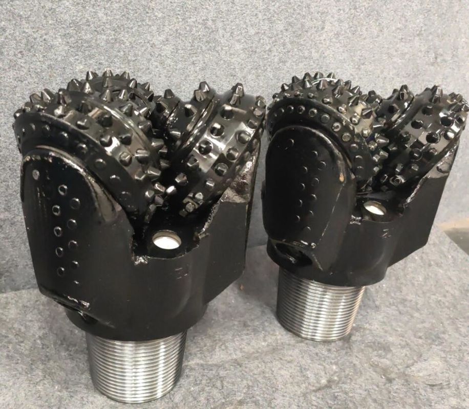 Bits de rouleaux triconnes pour les galets fil de terrain Type 2 3/8 Reg à 7 5/8 Reg Forage directionnel horizontal