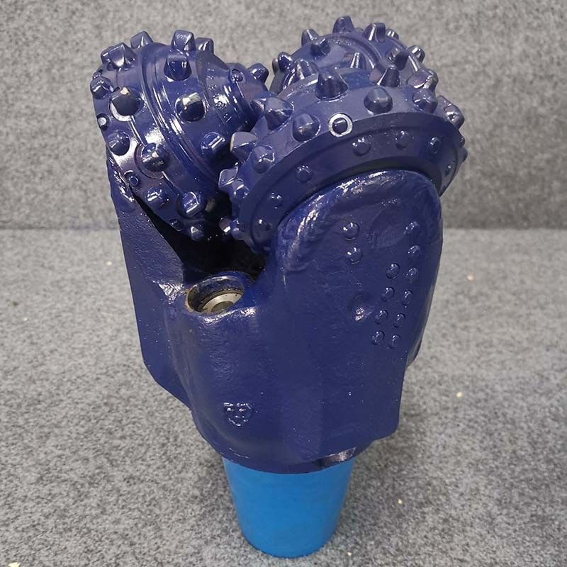 Technologie avancée du carbure dans les cônes à rouleaux pour le forage dans la circulation d'air ou d'eau