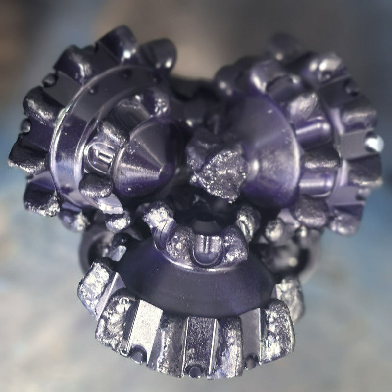 Customizable Three-Cone Mill Tooth Drill Bit with 1 Year Warranty and Rubber Seals