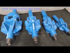 Forgeage de formations dures moyennes avec rouleaux de disque dur